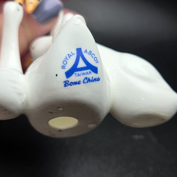 Vintage Royal Ascot Family Figurine Mother Swan & Baby Swans Cygnets Bone China - Picture 6 of 12